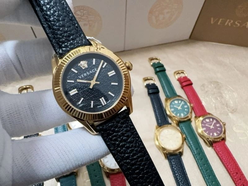 VERSACE Watches UrbanChic 207225