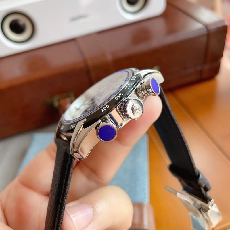 Seasonal VERSACE Watches 207137