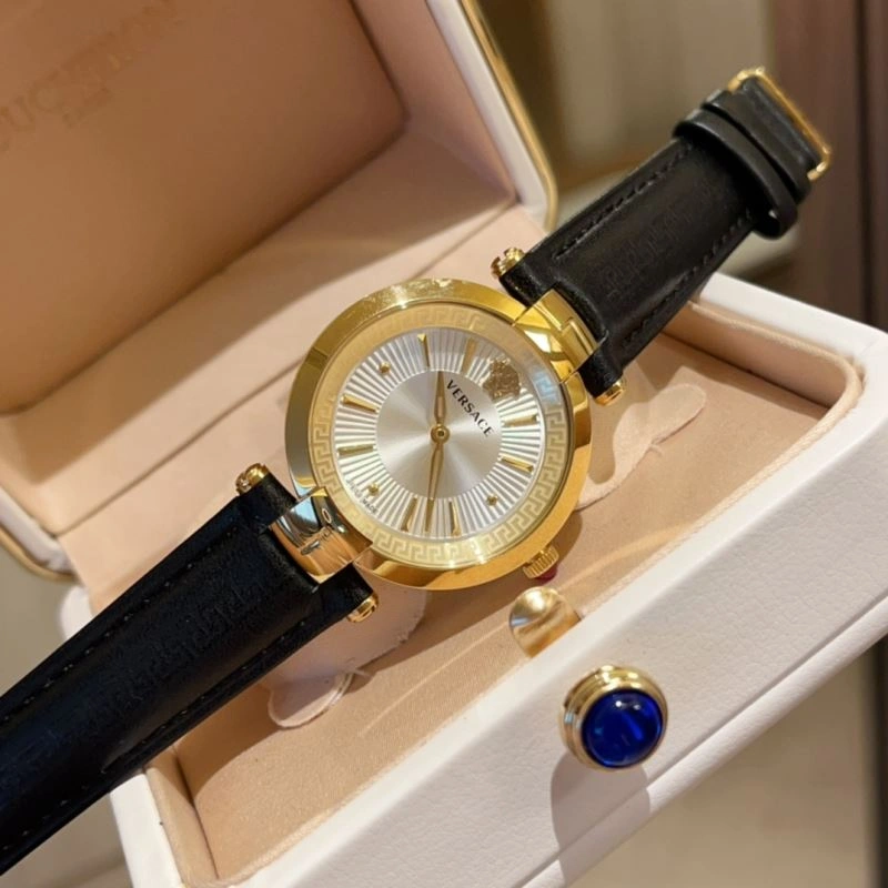 Sporty VERSACE Watches 207114