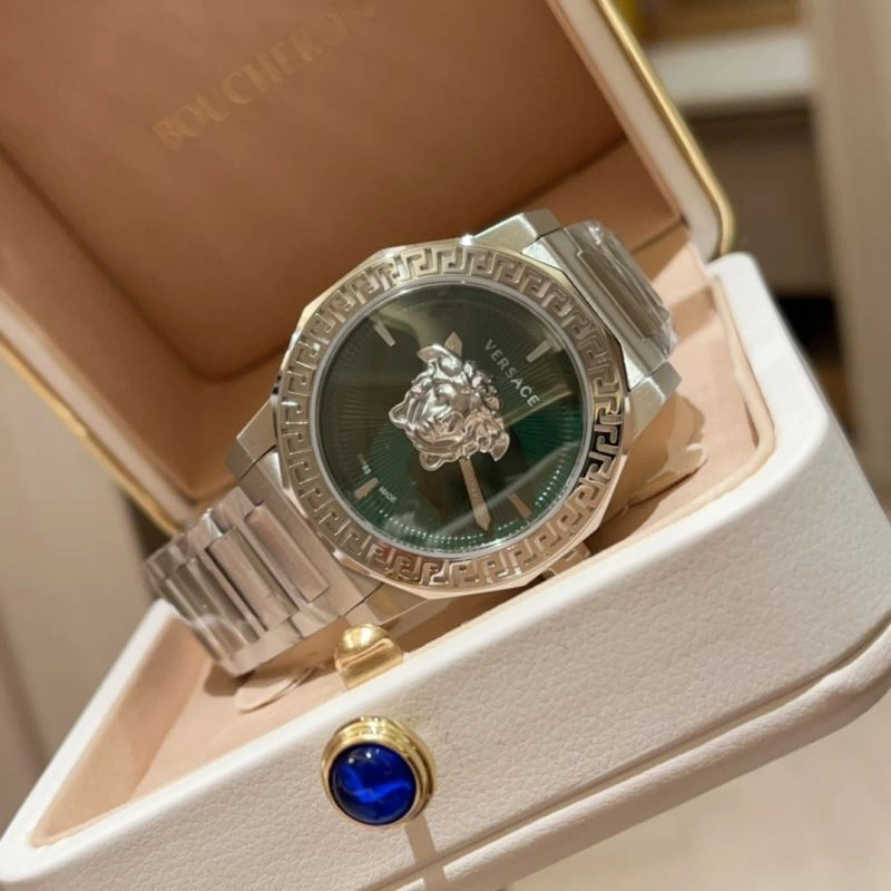 WellDesigned VERSACE Watches 207128