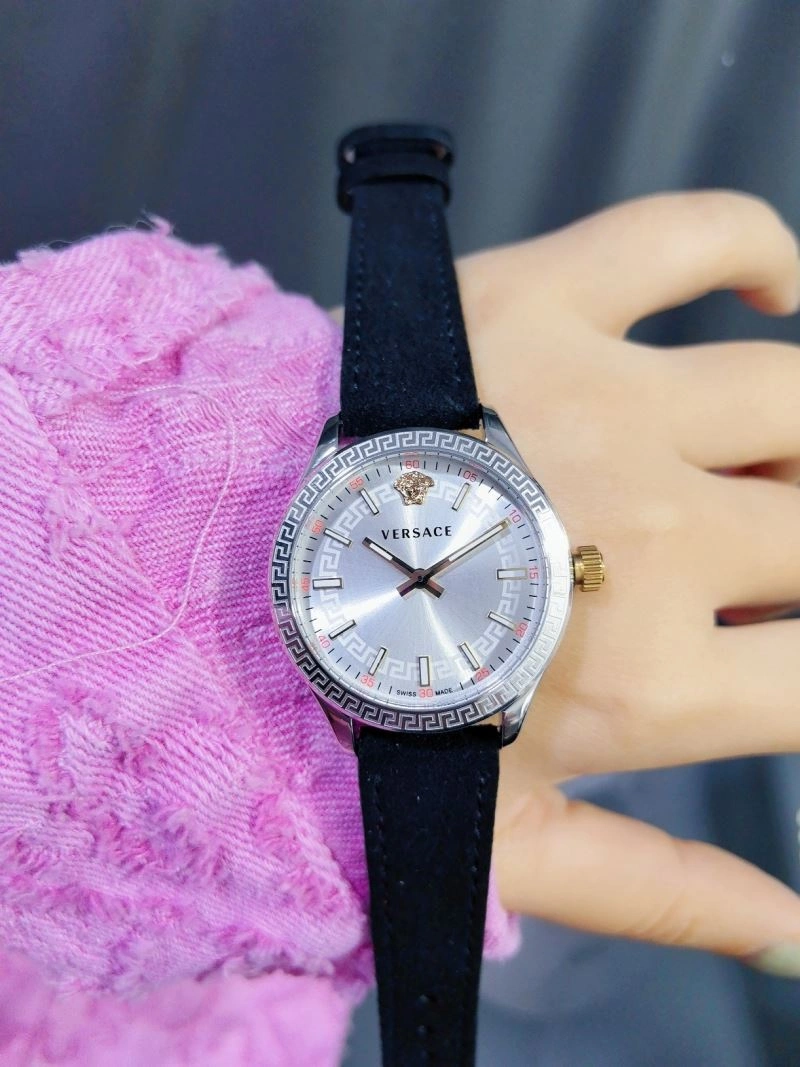 Comfortable VERSACE Watches 207104