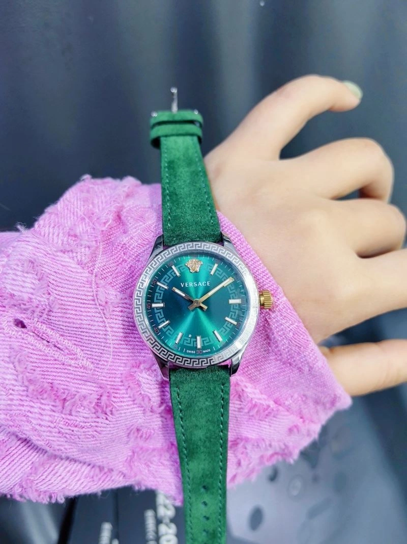 Comfortable VERSACE Watches 207104