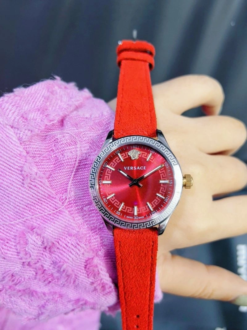 Comfortable VERSACE Watches 207104