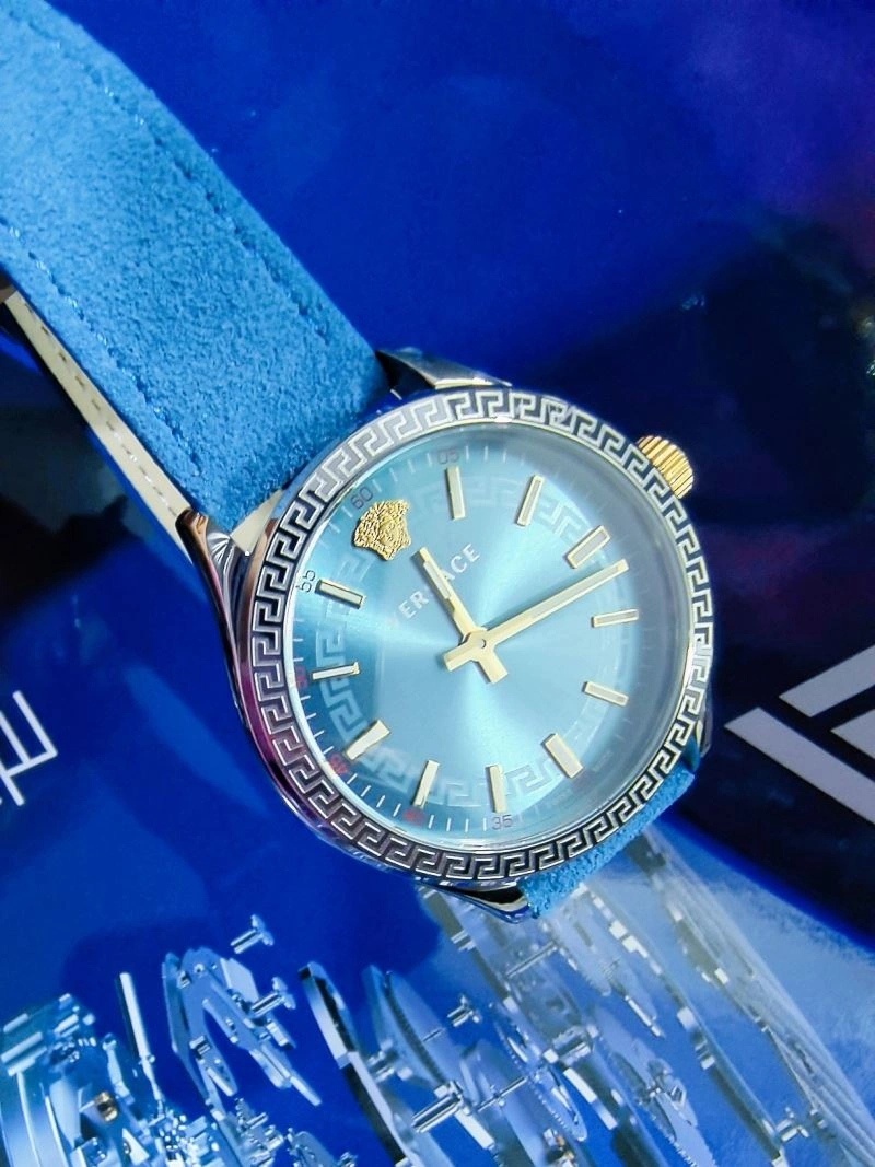 Comfortable VERSACE Watches 207104