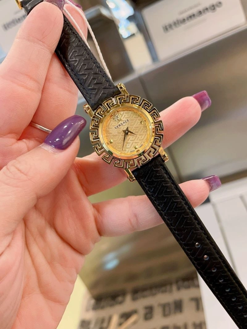 VERSACE Watches Classic 207106