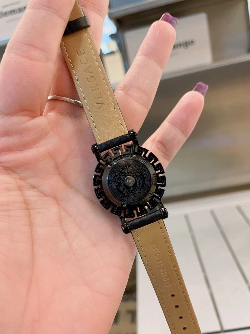 VERSACE Watches Classic 207106
