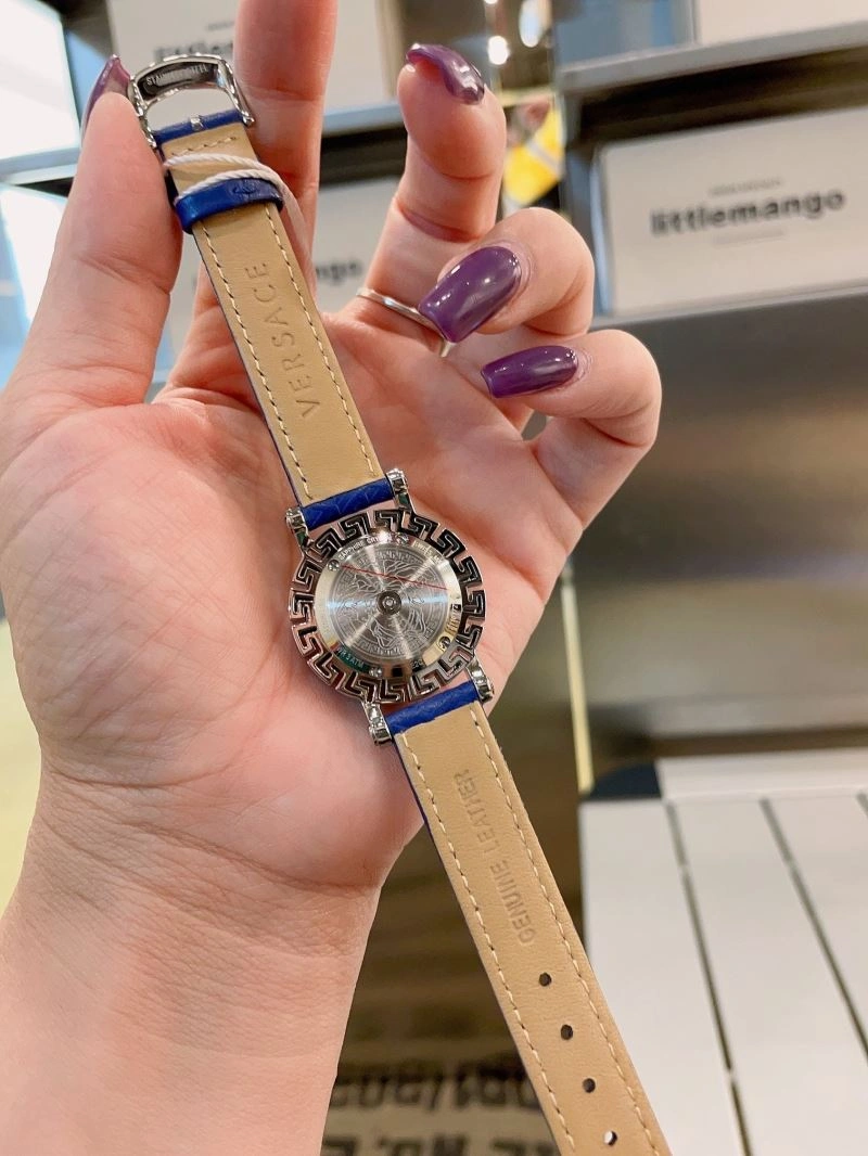 Elegant VERSACE Watches 207105