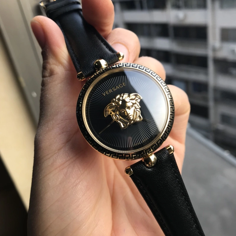 Sporty VERSACE Watches 207080