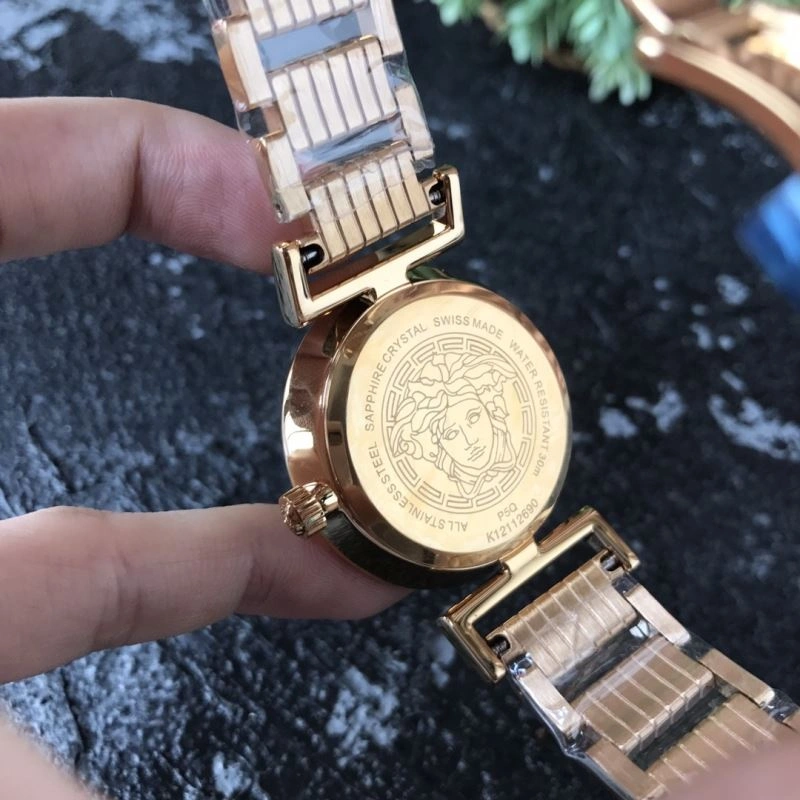 VERSACE Watches Attractive 207028