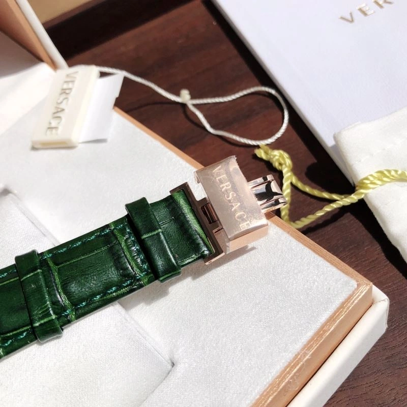 Seasonal VERSACE Watches 206945