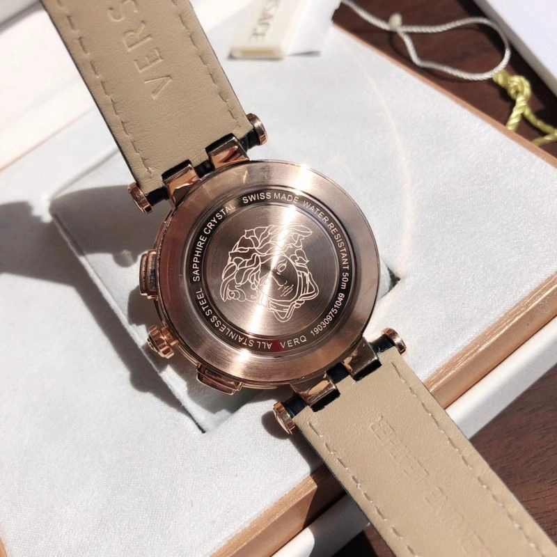 OdorResistant VERSACE Watches 206946