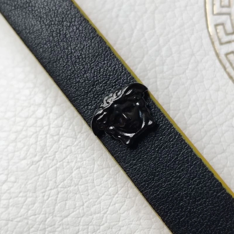 Sustainable VERSACE Watches 206936