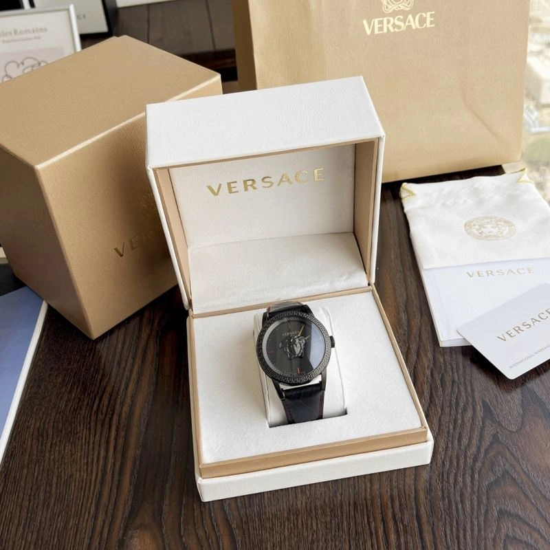 Sleek VERSACE Watches 206930