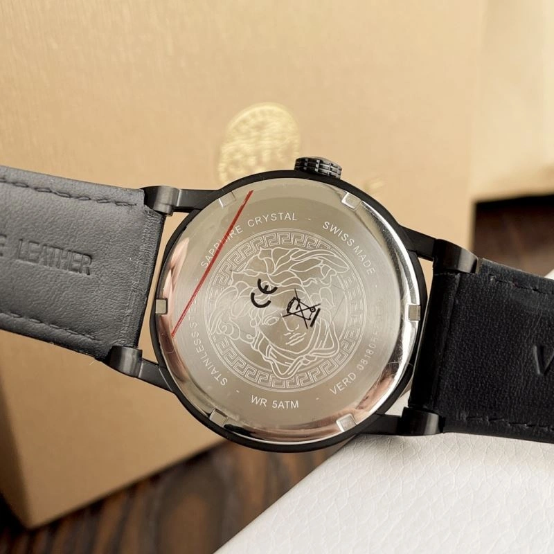 Sleek VERSACE Watches 206930