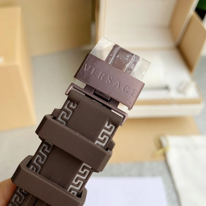Minimalist VERSACE Watches 206925