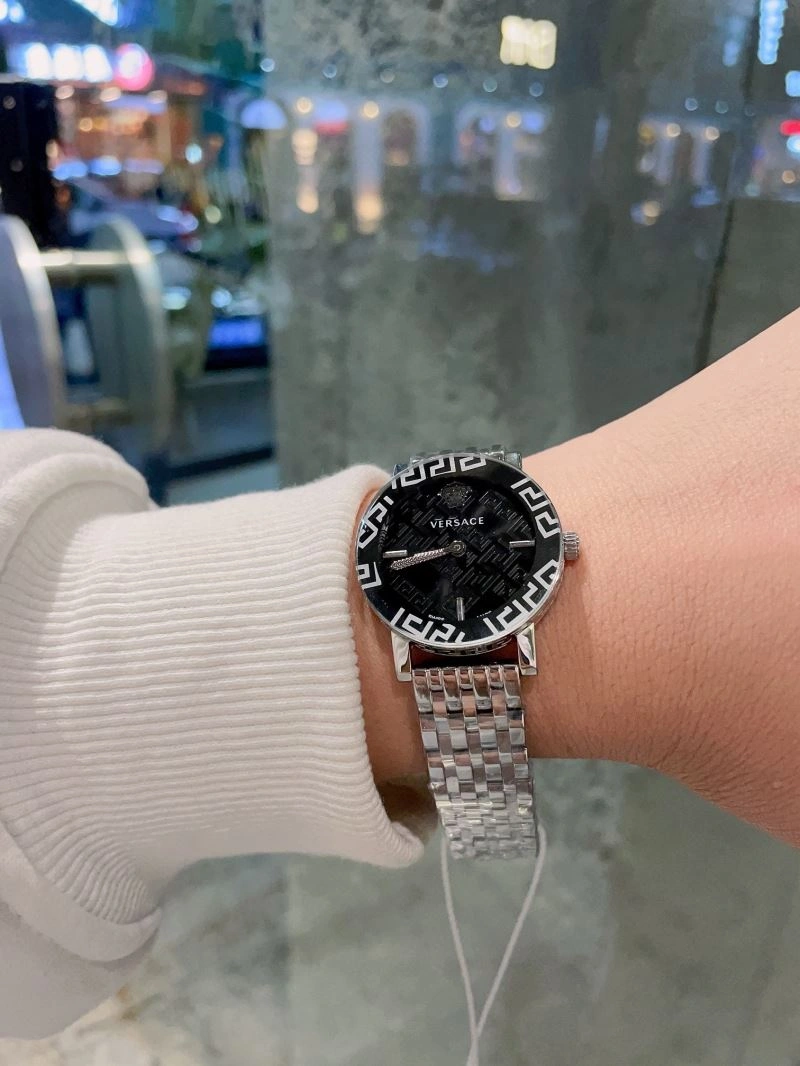 Snug VERSACE Watches 207184