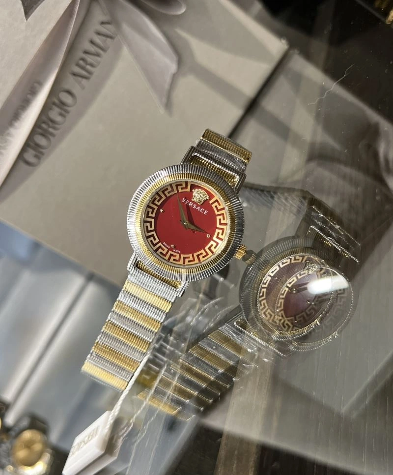 OdorResistant VERSACE Watches 207176
