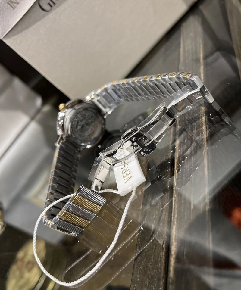 OdorResistant VERSACE Watches 207176
