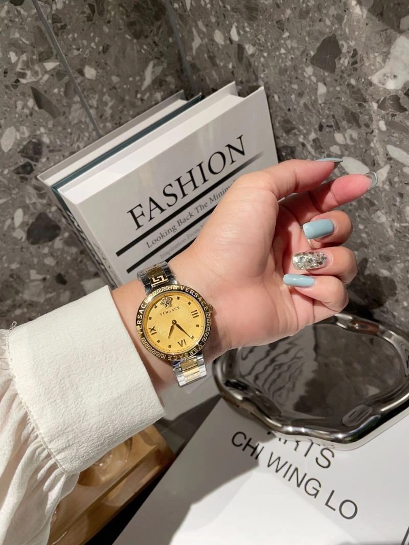Sleek VERSACE Watches 207172