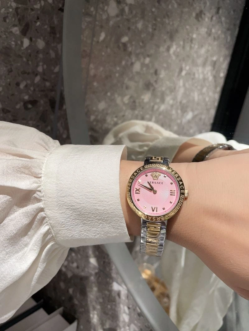 Sleek VERSACE Watches 207172