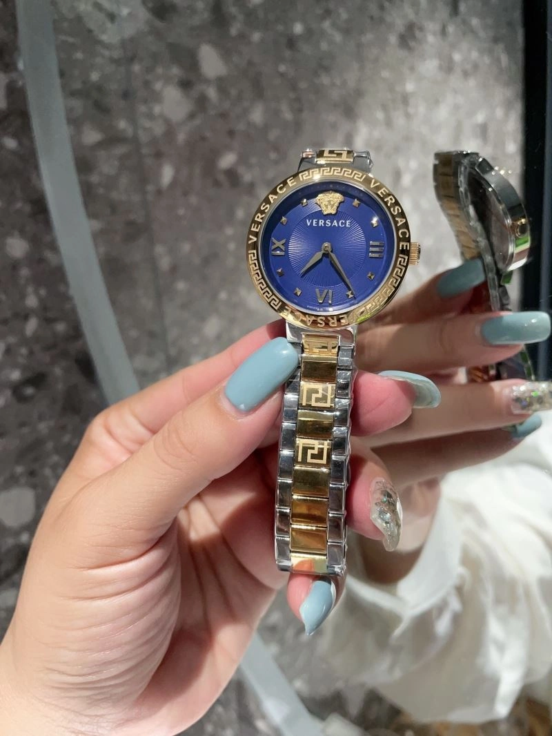 Sleek VERSACE Watches 207172