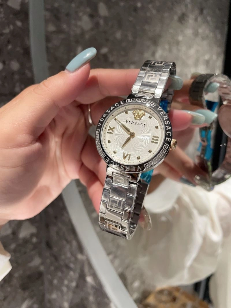VERSACE Watches DailyWear 207171