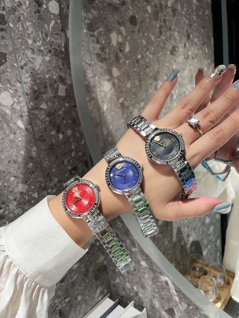 VERSACE Watches DailyWear 207171