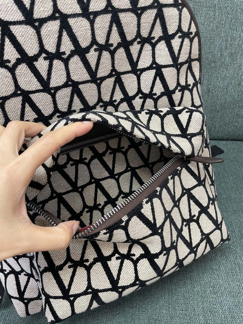 Flexible Valentino Backpacks 60064