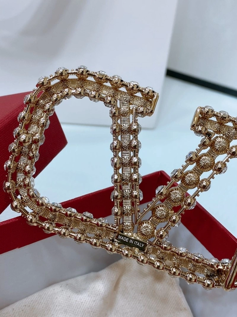 ZeroBulk Valentino Belts 304111