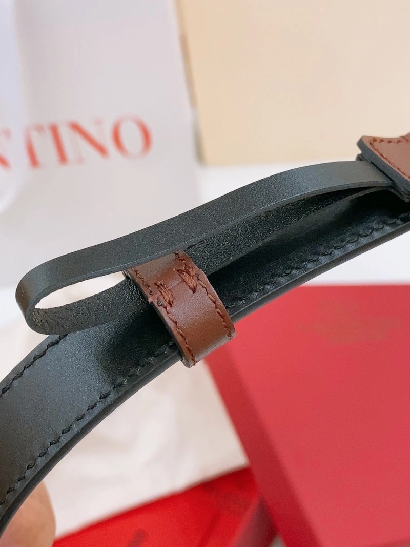Valentino Belts Minimalist 304101