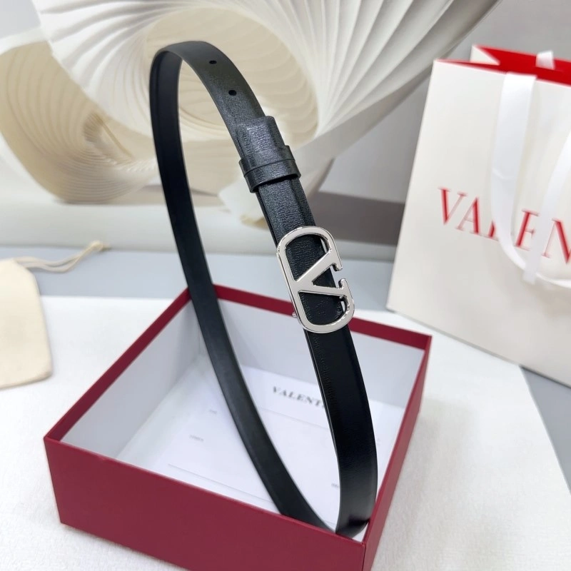 Packable Valentino Belts 304130
