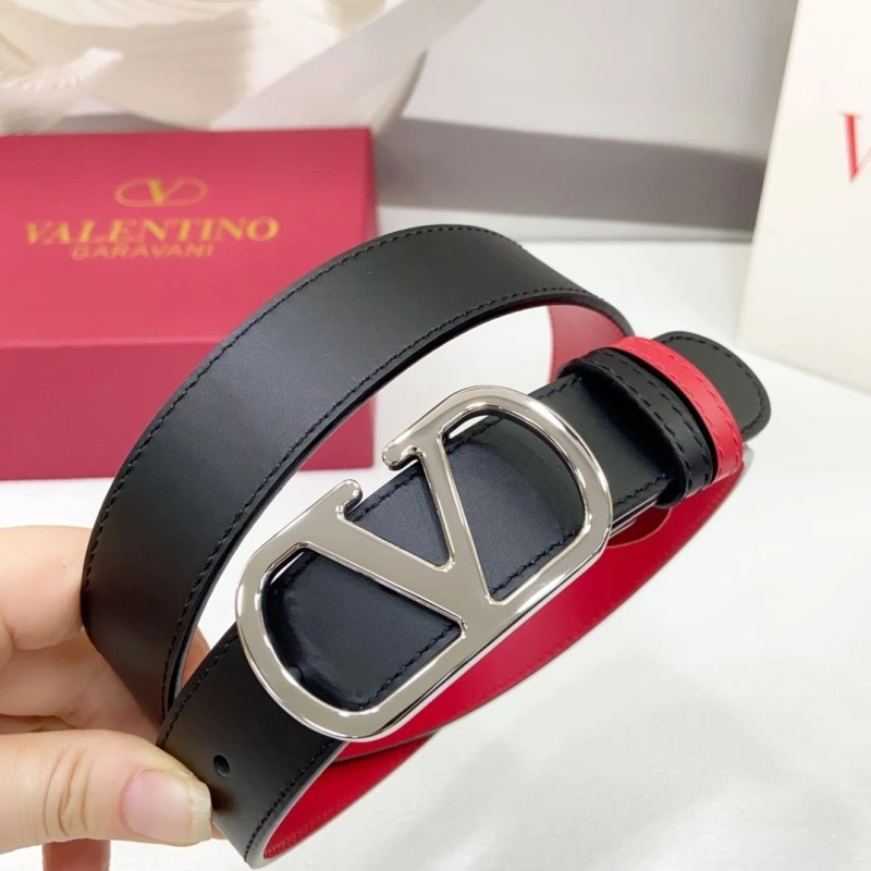 Valentino Belts Sleek 304084
