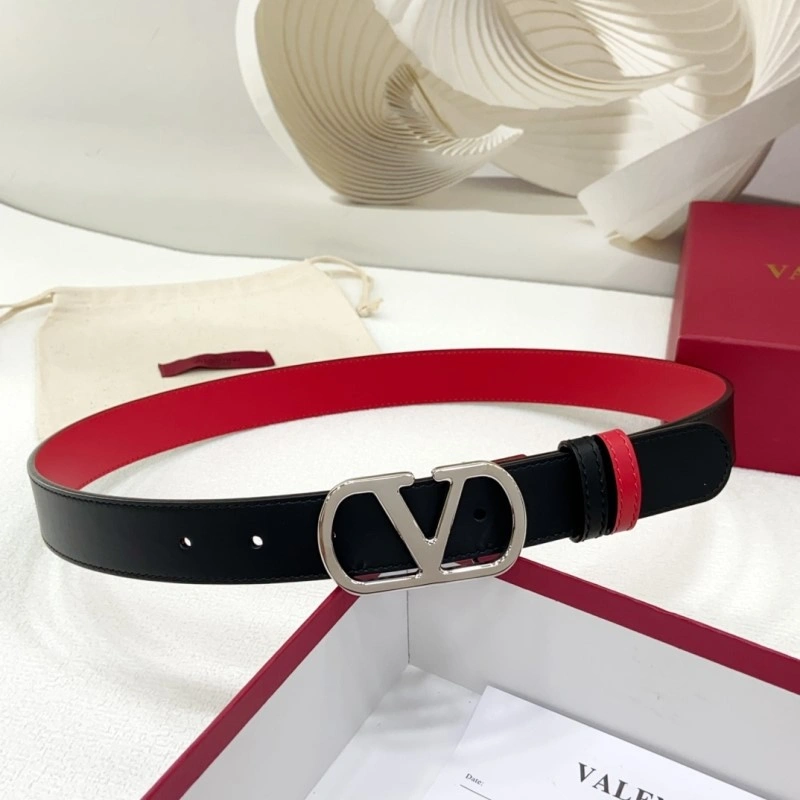 Valentino Belts Sleek 304084