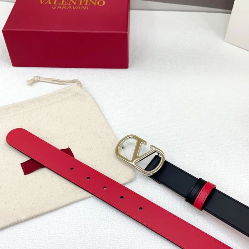 Valentino Belts Sleek 304084