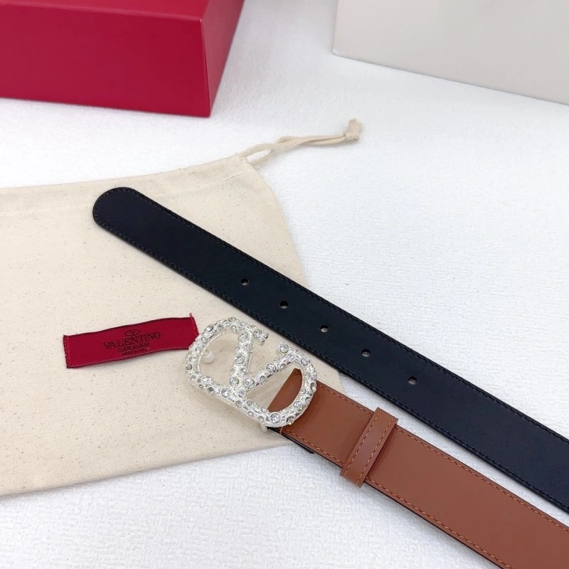 Valentino Belts Sleek 304055