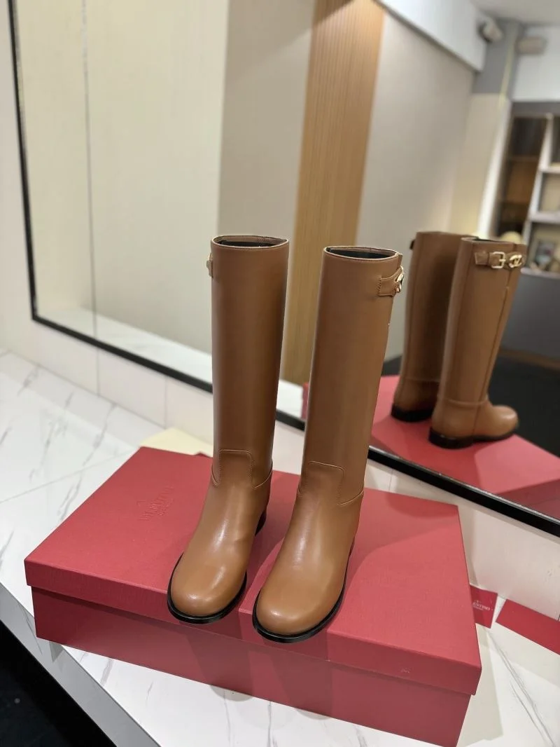 Sophisticated Valentino Boots 37127