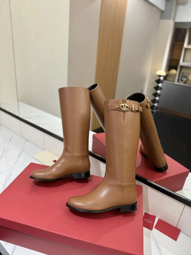 Sophisticated Valentino Boots 37127