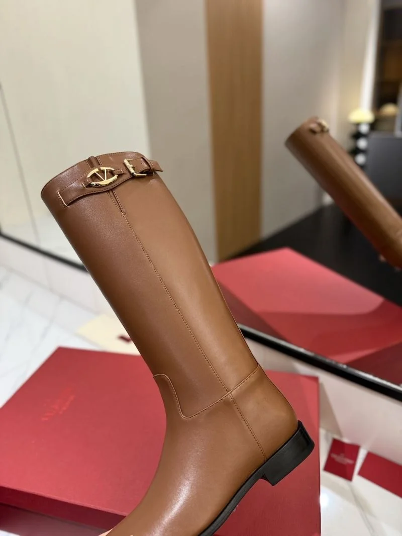 Sophisticated Valentino Boots 37127