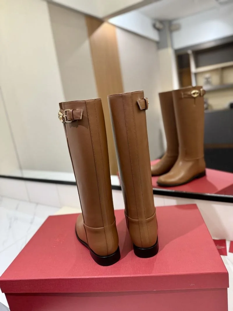 Sophisticated Valentino Boots 37127
