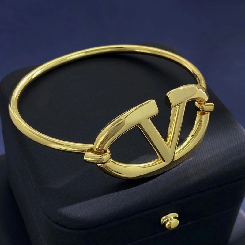 Breathable Valentino Bracelets 214461