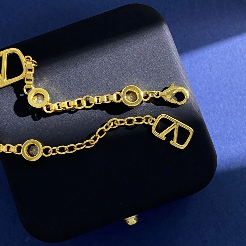 Valentino Bracelets Refined 212822