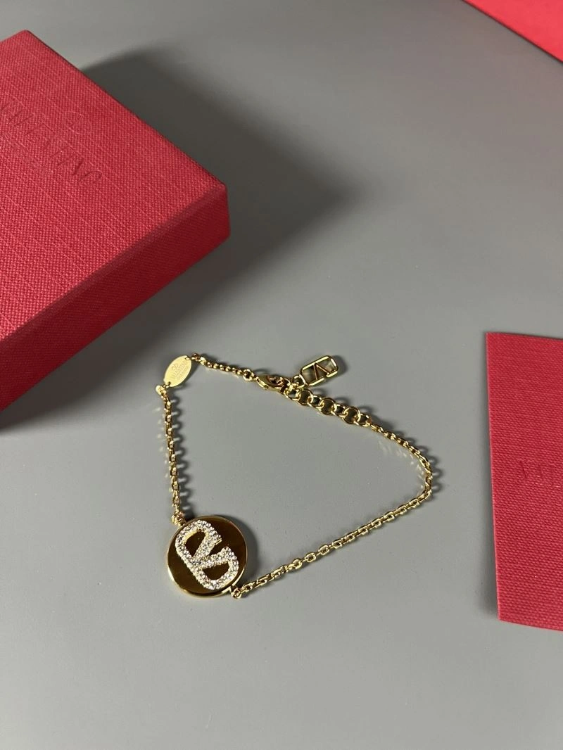 NewStyle Valentino Bracelets 211063