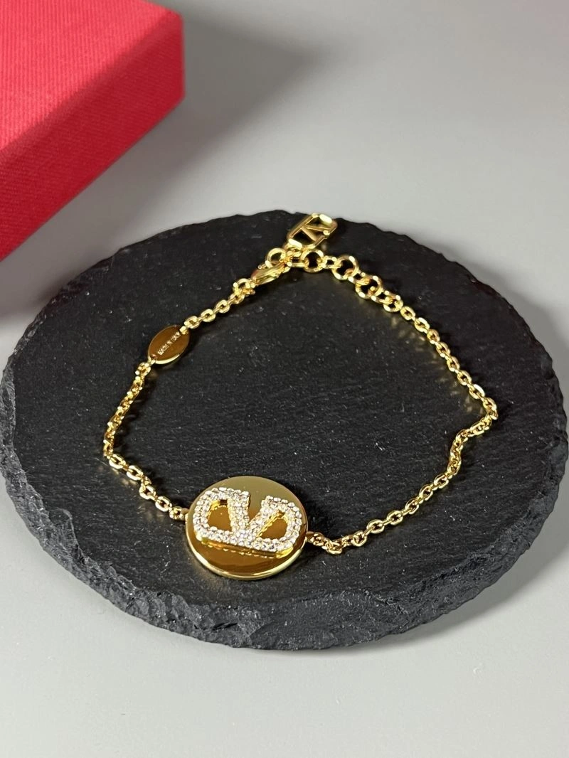 NewStyle Valentino Bracelets 211063
