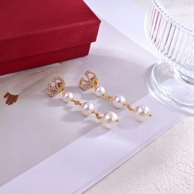Practical Valentino Bracelets 211065