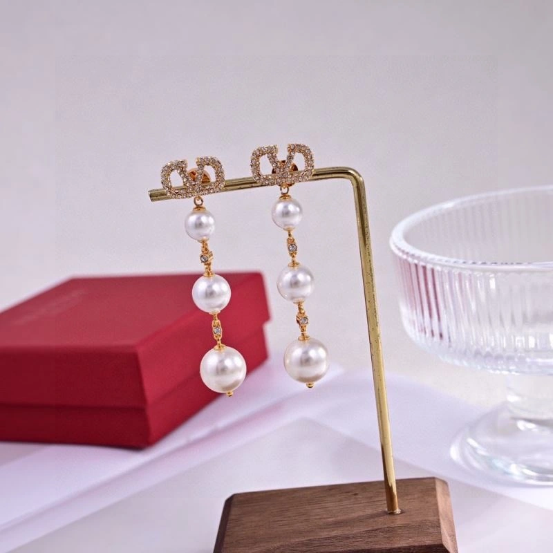 Practical Valentino Bracelets 211065
