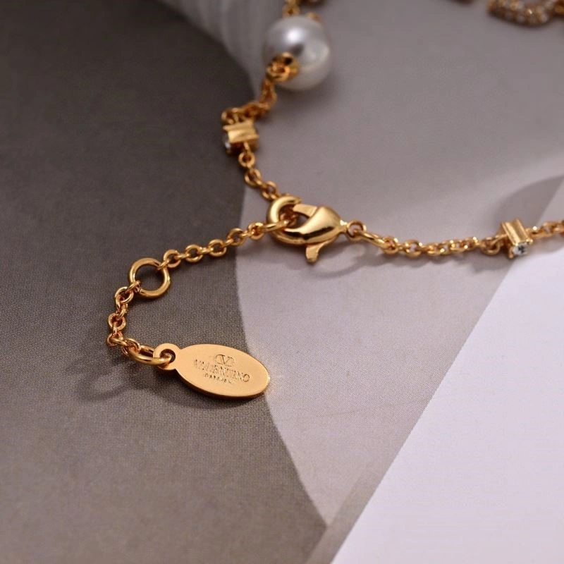 Stylish Valentino Bracelets 210336