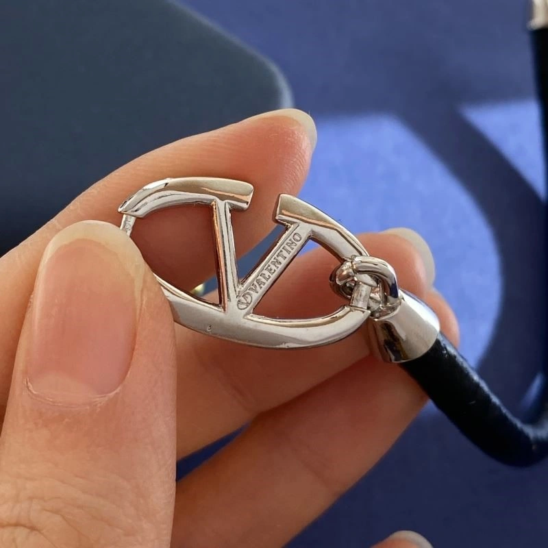Modern Valentino Bracelets 210340