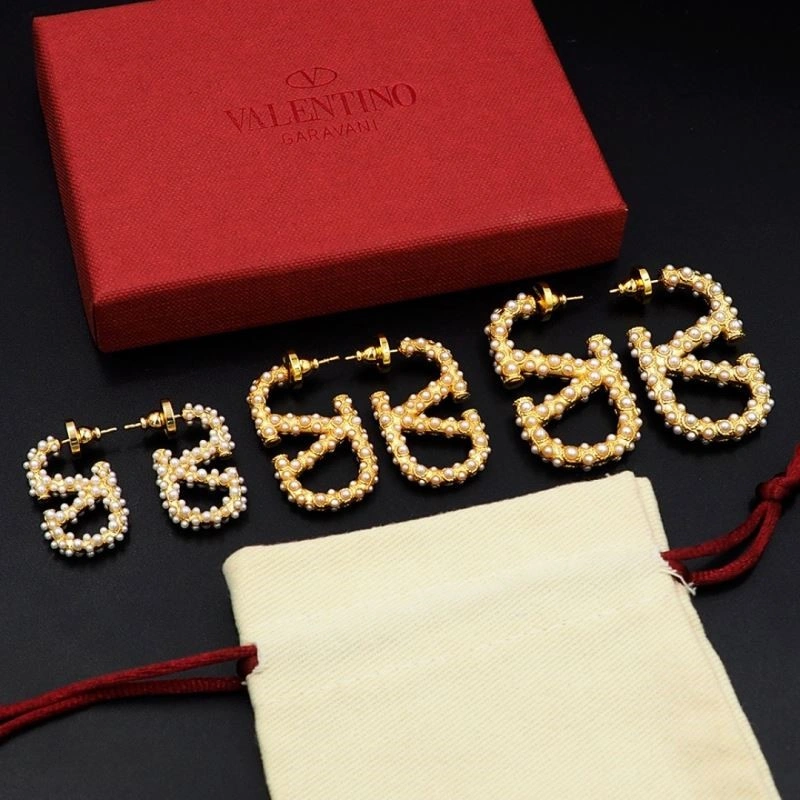 Stylish Valentino Bracelets 209083