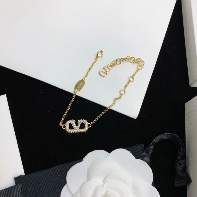 Practical Valentino Bracelets 207747