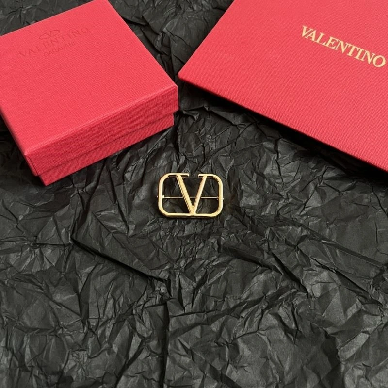 Breathable Valentino Brooches 208433